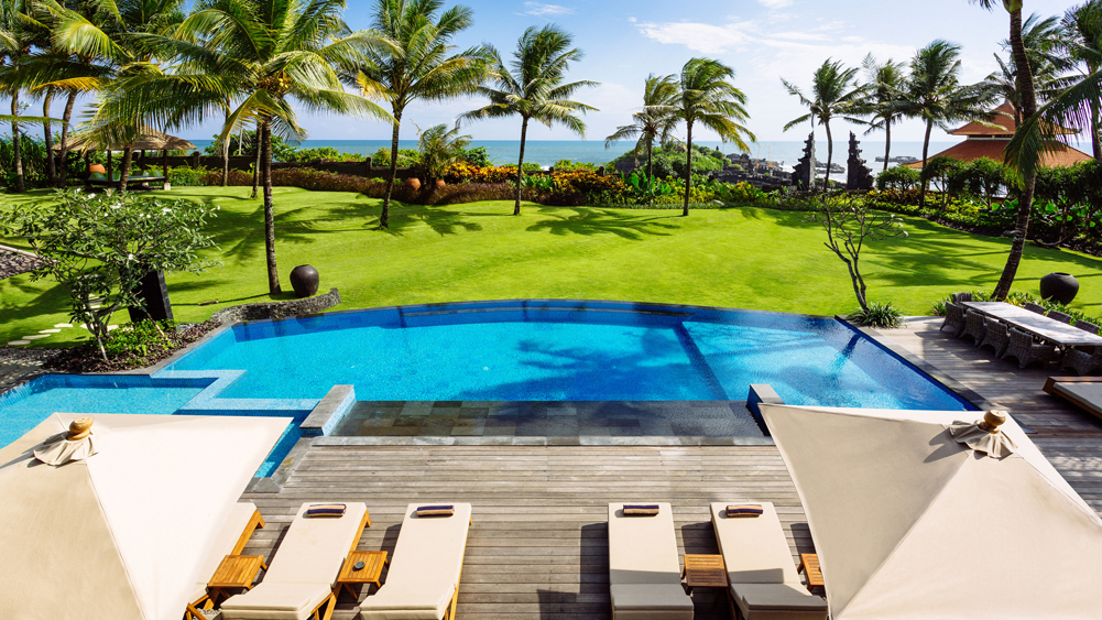 Villa Semarapura - The view from the upstairs living room